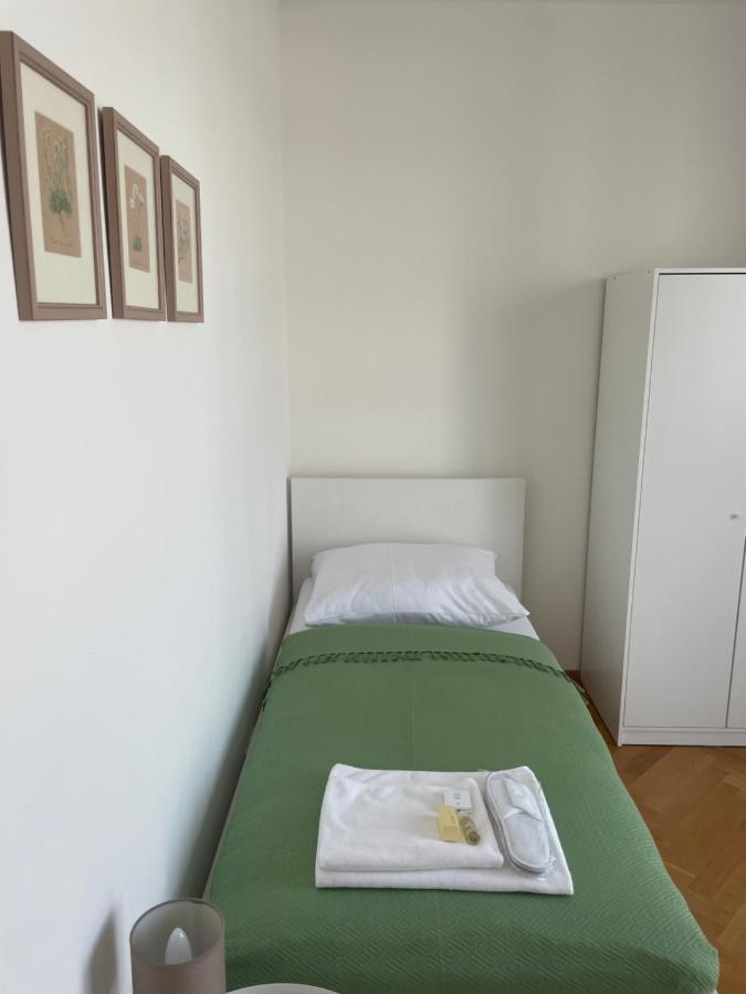 Skau Dunajska Family Two Bedroom Apartment Old Town Братислава Екстер'єр фото